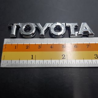 Logo Toyota งานพลาสติก 8.5 × 1.2 cm