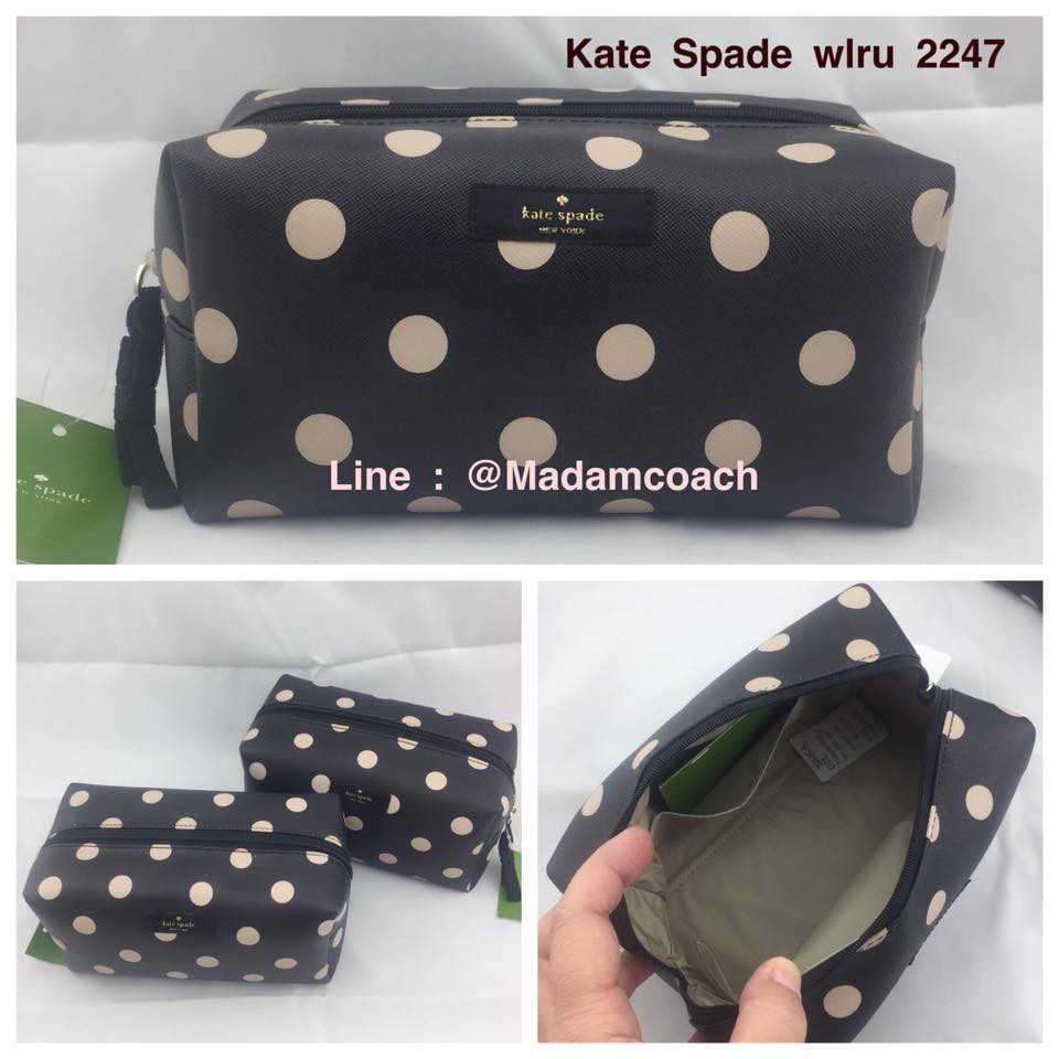 Kate spade กระเป๋าเครื่องสำอางค์ Medium Davie WLRU2247 cosmetic bag( สีดำลายจุด )