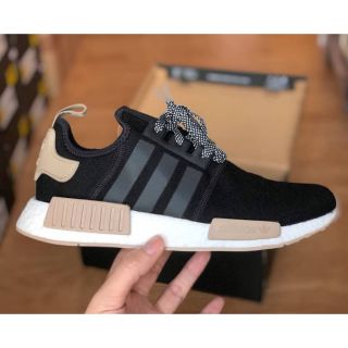 Adidas Nmd r1  black wool แท้ 100%