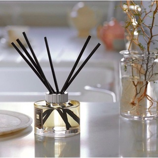 ไม้หอม English Pear &amp; Freesia Scent Surround™ Diffuser