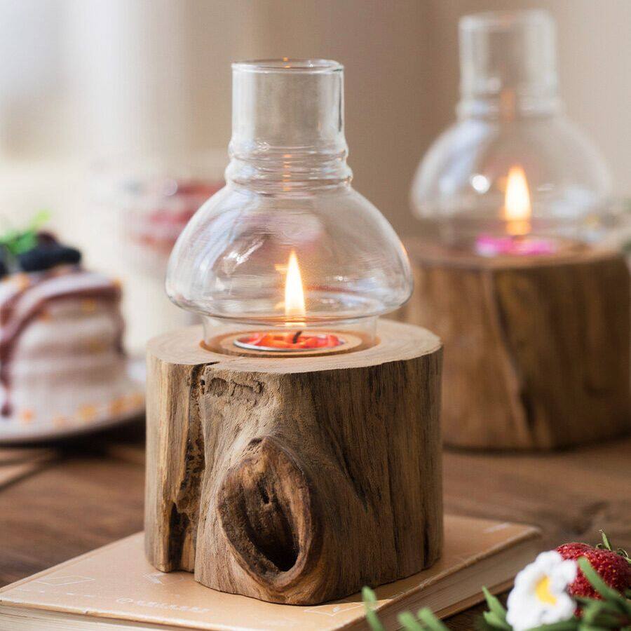 เชิงเทียนตอไม้สัก เชิงเทียนท่อนไม้ กับแก้วครอบ และเทียน Teak wood candle holder wood