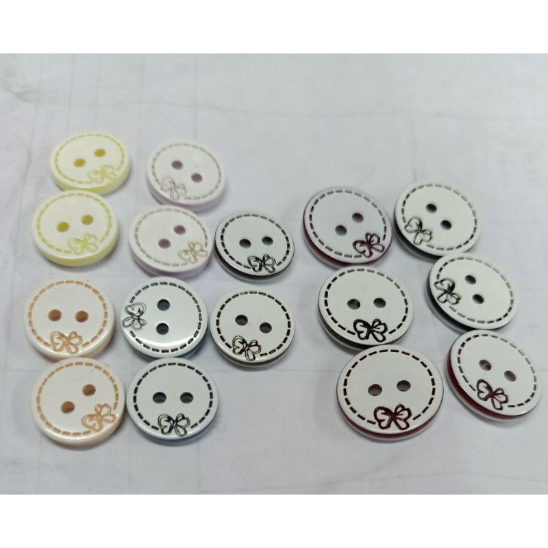 กระดุมเชิ๊ตขนาด 1cm. 1.5cm(1ชุดมี6เม็ด)stock ญี่ปุ่น