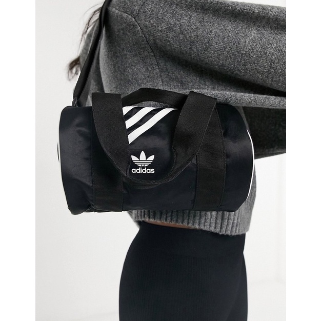 🔥SALEป้าย1,200฿🔥Adidas Originals Nylon Duffle Bag
