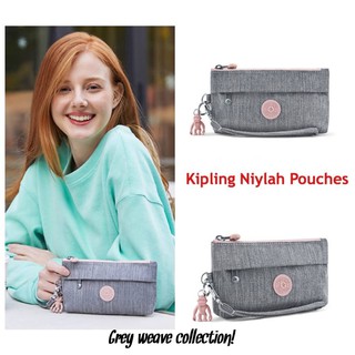 กระเป๋าคล้องมือ Kipling Niylah Pouches อีกหนึ่งคอลเลคชั่นจาก Grey Weave