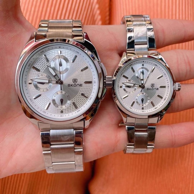 Casio นาฬิกาคู่ ชาย-หญิง SKONE ของแท้ 100% นาฬิกาคู่  Sale !!! ( ได้2 เรือน ตามรูป ) Silver White Color
