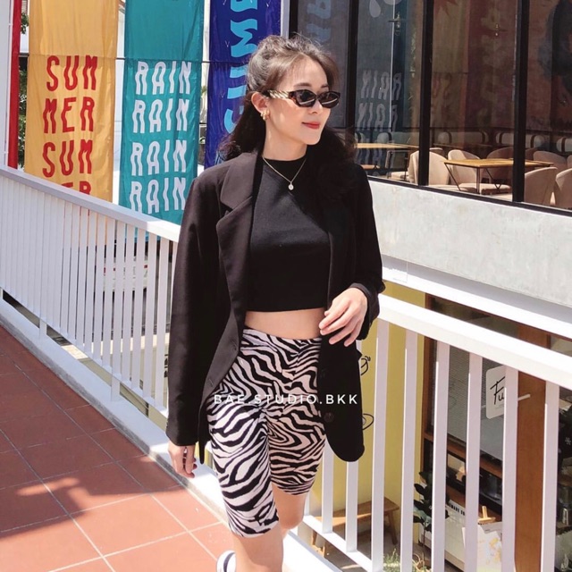 กางเกงม้าลายสามส่วนผ้ายืด zebra biker pants