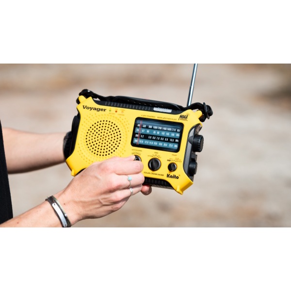 วิทยุมือหมุน USA Imported - Kaito KA500 5-way Powered Solar Power, Dynamo Crank Radio, Wind Up Emergency AM/FM/SW/NOAA
