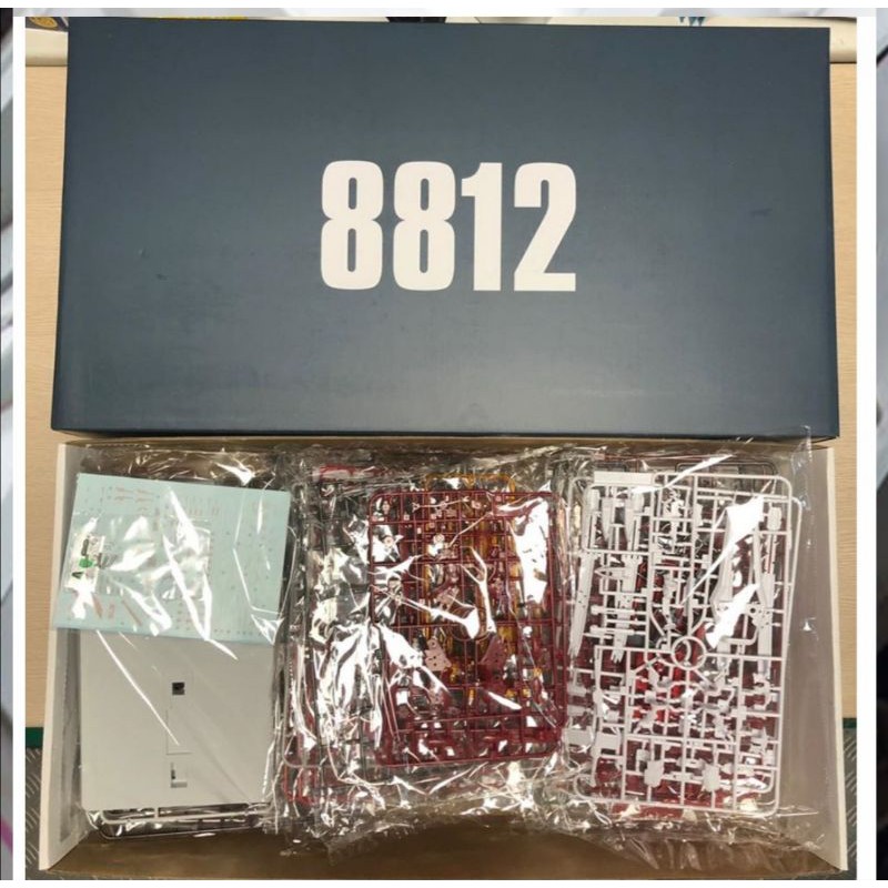 MG 1/100 Astray Red Frame Ver.MB & Tactical arms II L​ [Daban]  รหัส​ 8812