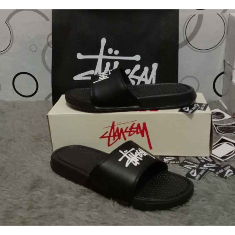 รองเท้าแตะ NIKE BENASI X STUSSY BLACK WHITE SLOP