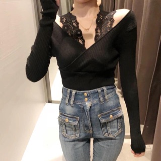 เสื้อไหมพรมแต่สายลูกไม้ผ้านุ่มเนื้อดีควรมีสักตัว