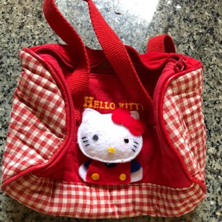 กระเป๋า hello kitty ทรงหมอนสีแดง