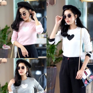 เสื้อไหมพรมปักหัวใจ