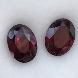 3.50 CT พลอยโรโดไลต์ การ์เน็ต RHODOLITE GARNET