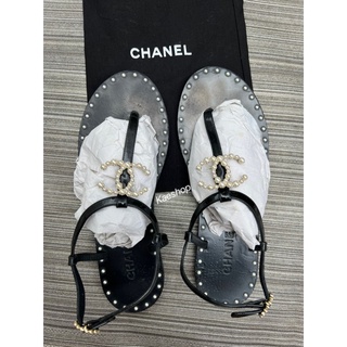 Used Chanel  Sandals size39