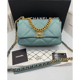 กระเป๋าสะพาย Chanel สีเขียว