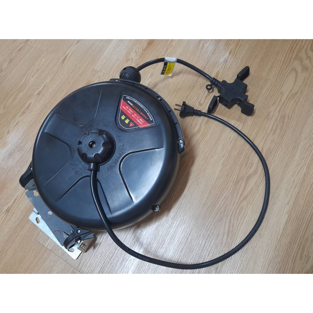 ตลับเก็บสายไฟ โรลสายไฟ ม้วนสายไฟ ดึงเก็บอัตโนมัติ ติดตั้งง่าย สายยาว 10 เมตร ELECTRONIC CABLE REEL 1