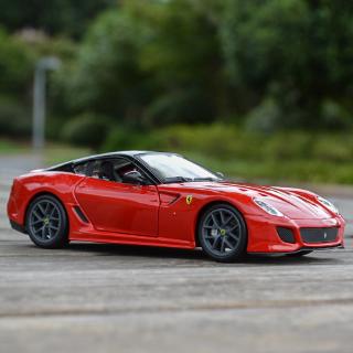 Bburago 1:24 Ferrari 599 GTO รถหล่อแบบคงที่โมเดลของเล่นงรถยนต์านอดิเรกของสะสม