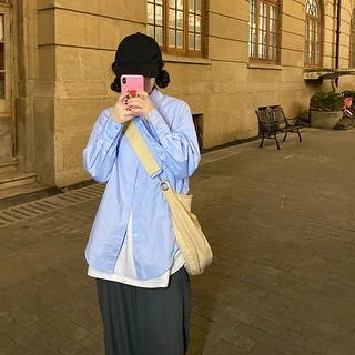 เสื้อเชิ้ตผู้หญิงแขนยาวสีขาว Oversize เสื้อผ้าแฟชั่นวัยรุ่น ทรงหลวมสไตล์เกาหลี เสื้อคู่รักชายหญิงโอเวอร์ไซส์สีพื้น M-XXL