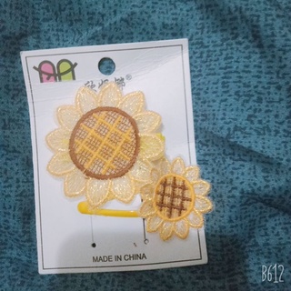 กิ๊บติดผมยางรัดผม ราคา 10