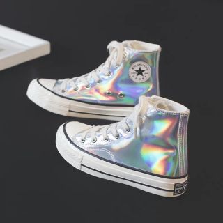 มือ1 รองเท้าผ้าใบ hologram เท้าไซส์เล็ก 35 สไตล์ converse