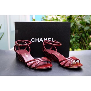 #SH2330 Chanel shoes สีแดง