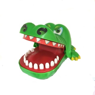 จระเข้งับ crocodile bite