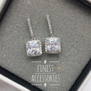 ต่างหูเพชร CZ Princess Cut หรือเหลี่ยมจตุรัสคลาสสิค ก้านตรง