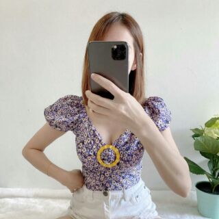 เสื้อตุ๊กตาน่ารัก ดีเทลแต่งอะไหล่ทองกลางอก