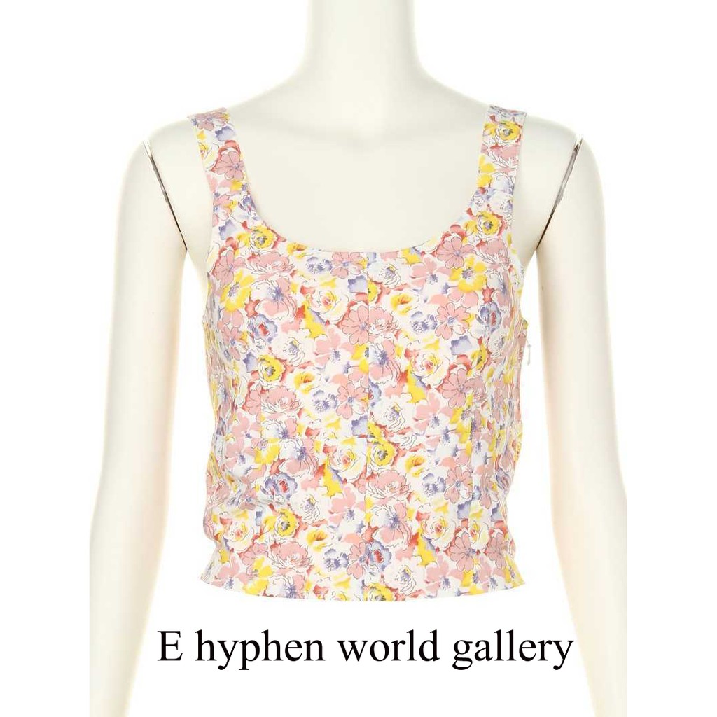 เสื้อสายเดี่ยว e hyphen world gallery