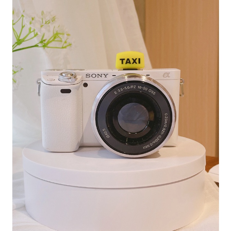 ตัวปิดช่องแฟลช hot shoe cover ลาย Taxi Sony A6000 A6300 A6500 A7 A7C 7R IV A7S A7II A7RII A9 RX1R ฯล