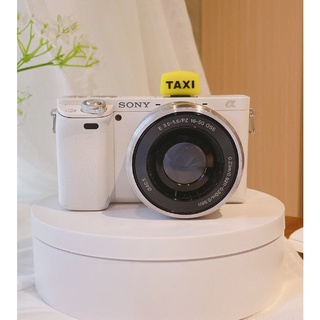 ตัวปิดช่องแฟลช hot shoe cover ลาย Taxi Sony A6000 A6300 A6500 A7 A7C 7R IV A7S A7II A7RII A9 RX1R ฯลฯ