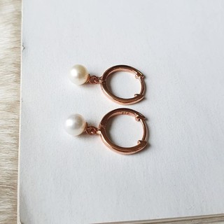 Pearl Earrings 5 mm.