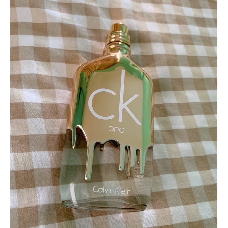 น้ำหอมแท้ แบ่งขาย 10 ml CK One Gold Calvin Klein for women and men  น้ำหอมผู้หญิง กลิ่นสดชื่นมีเอกลักษณ์