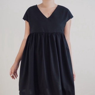 เดรส เอมิสีดำ Ami dress black linen