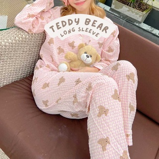 — Teddy Bear Pajamas in Baby Pink🧸🧺✨  ชุดนอนลายหมีขายาวแขนยาว ผ้าลายตารางสีชมพูอ่อน