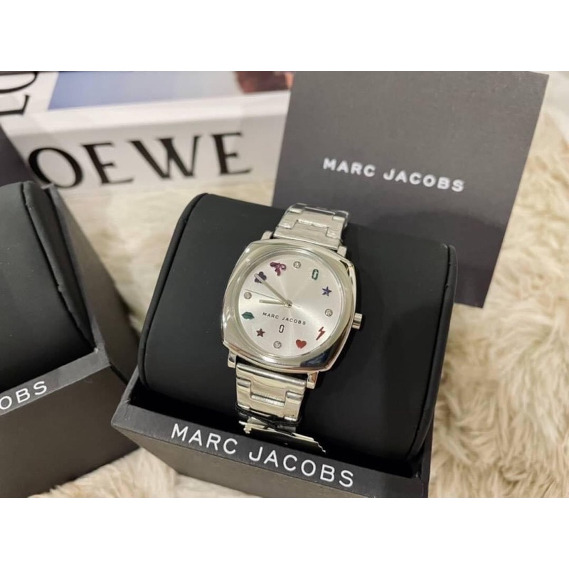 Marc Jacobs นาฬิกาผู้หญิง รุ่น MJ3548