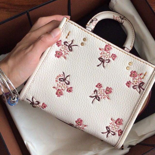 Coach limited รุ่น floral bow rogue