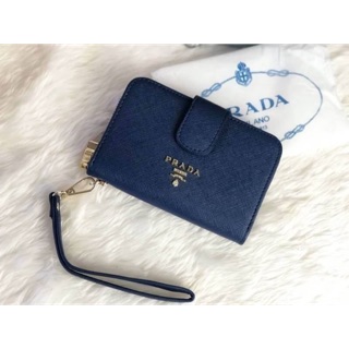 💯 NEW ARRIVAL! PRADA WOMENS SAFFIANO WALLET 🍭