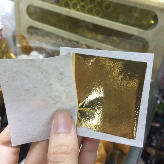 ทองคำเปลววิทยาศาสตร์ แผ่นใหญ่มาก แผ่นเล็กก็มีขายจ้ะ