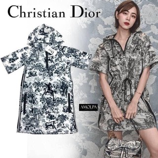 มินิเดรส Christian Dior💕