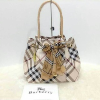 กระเป๋าBurberry 10@