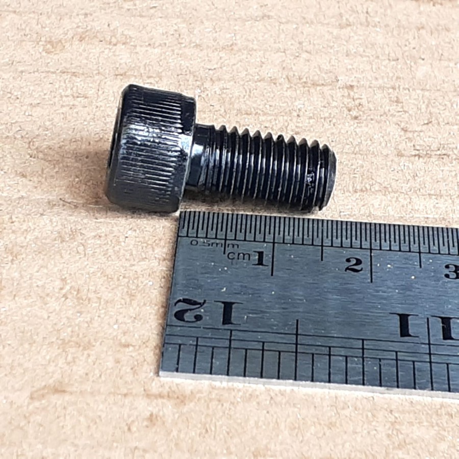BOLT L M8X16 (1.6CM) STEEL FULL THREAD / BOLT L STEEL M8 X 16 GRADE 12.9 / BOLT L STEEL M8 LENGTH 1.
