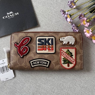 NEW Coach Accordion Zip Wallet In Signature Canvas With Patchesกระเป๋าตังซิปรอบใบใหญ่ใส่บัตรได้ 12 ใบ