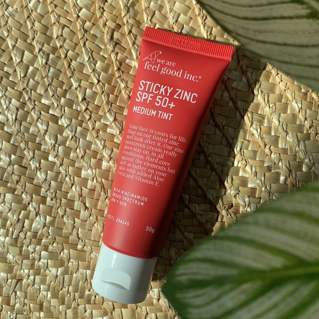 We Are Feel Good Inc. Sticky Zinc Sunscreen SPF50 (Medium Tint) สติ๊กก ...