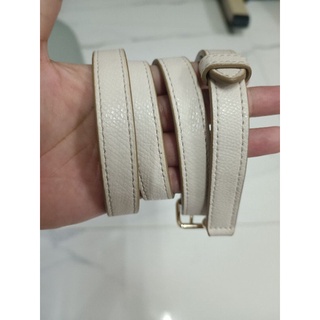 Used Coach White Strap สายสีขาวมือสอง ยาแนวสีเทา อะไหล่ทอง