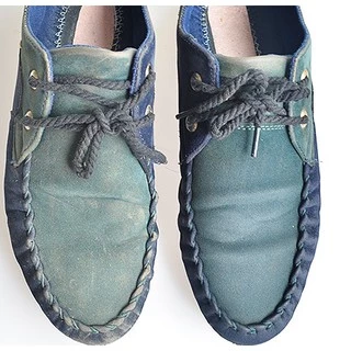 SUEDE RENOVATOR สเปรย์รักษา และ ฟื้นฟู หนังกลับ หนังนิ่ม หนังนูบัค สำหรับ รองเท้า กระเป๋า