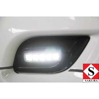 ชุดเบ้าไฟ เดย์ไลท์ ( DAY LIGHT ) สำหรับ NISSAN ALMERA เข้ารูปในตำแหน่งสปอร์ตไลท์ สตาร์ทเครื่องไฟติด ดับเครื่องไฟดับ