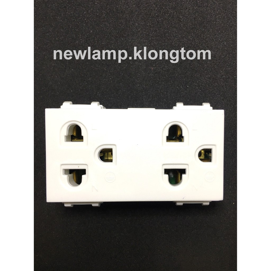 ปลั๊กคู่มีกราวด์ CHANG PCH-904 รุ่น Y-SERIES