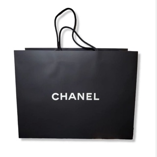 ถุงกระดาษ Chanel ใบใหญ่ สีดำ ขนาด 12 × 9.5 ใหม่