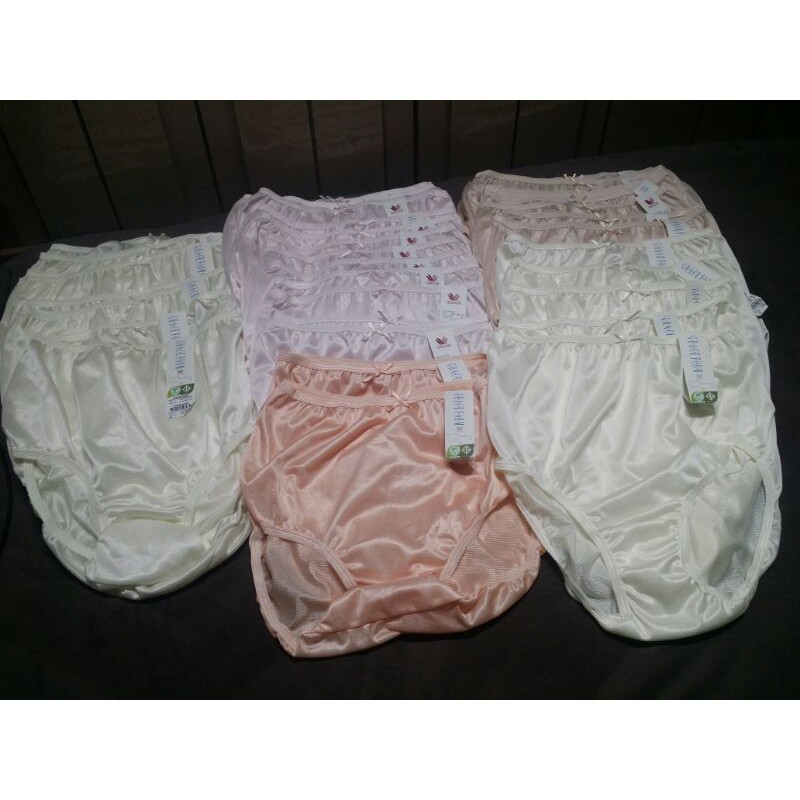 Wacoal Panty กางเกงในเนื้อผ้าบางเบา แห้งไว  รุ่น WU4962/5 ไซส์ M-EL